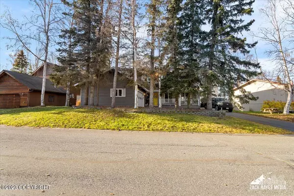 Anchorage, AK 99516,13640 Capstan DR