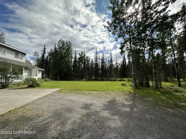 Kenai, AK 99611,355 Dolchok LN