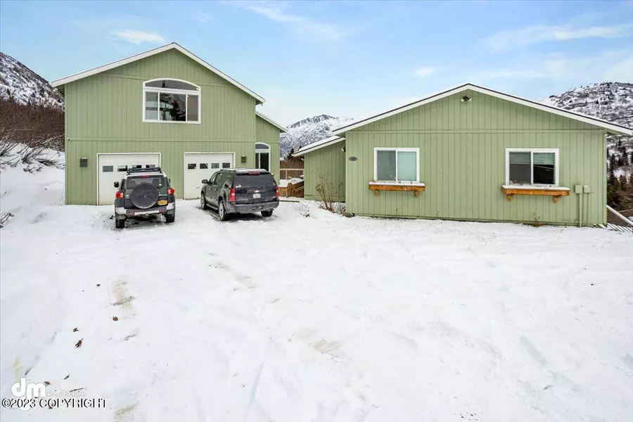 4533 Hiland RD, Eagle River, AK 99577