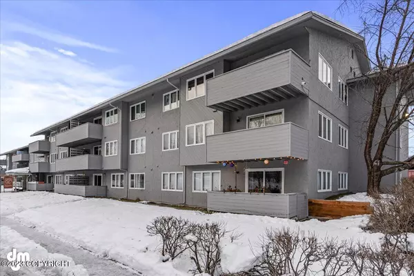 Anchorage, AK 99508,4333 San Ernesto AVE #105