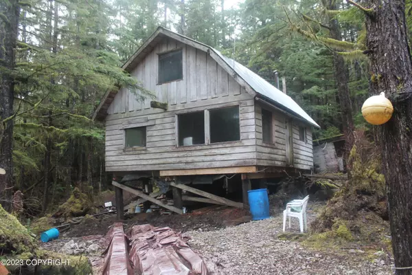 L8 B5 Davidson AVE, Edna Bay, AK 99921