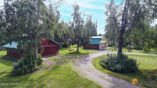 11210 Susitna River RD, Trapper Creek, AK 99683
