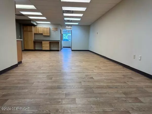 Anchorage, AK 99507,2421 E Tudor RD #106