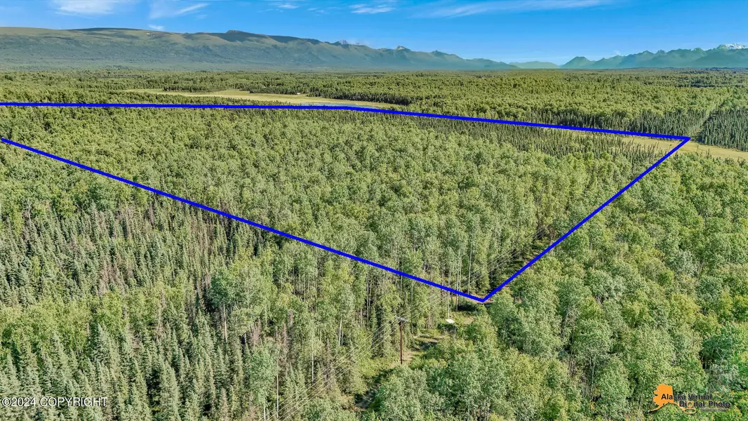 2077 N Meadow Lakes LOOP, Wasilla, AK 99623