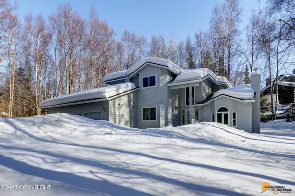 6320 Tay CIR, Anchorage, AK 99502