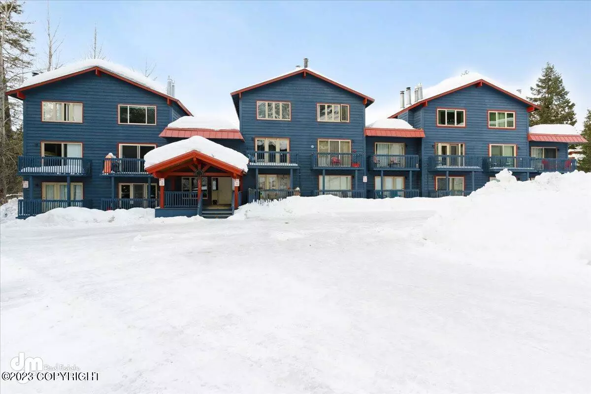 Girdwood, AK 99587,282 Crystal Mountain RD #102S