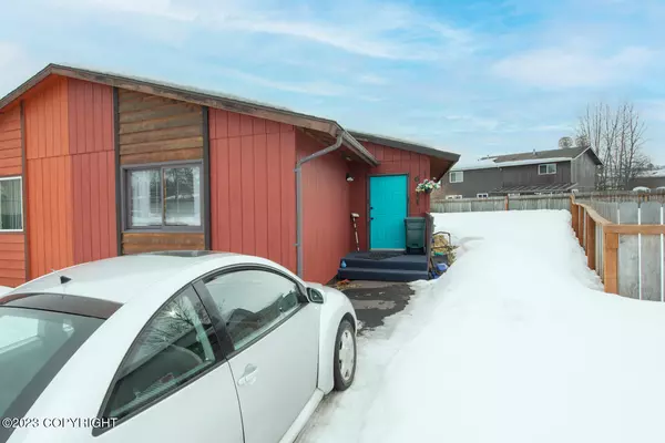 Anchorage, AK 99507,6311 Newt DR