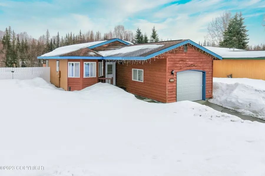 700 Poplar CIR, Kenai, AK 99611