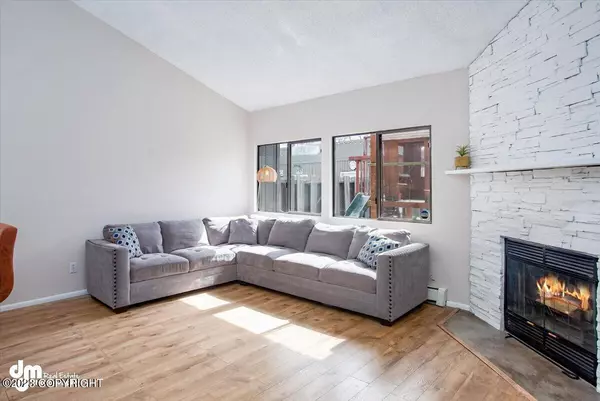 3141 Delta DR, Anchorage, AK 99502