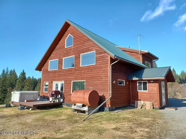 67659 Royle LN, Homer, AK 99603