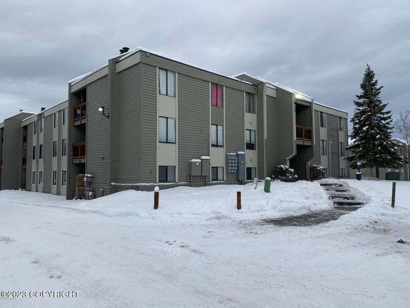 4650 Reka DR #F21, Anchorage, AK 99508