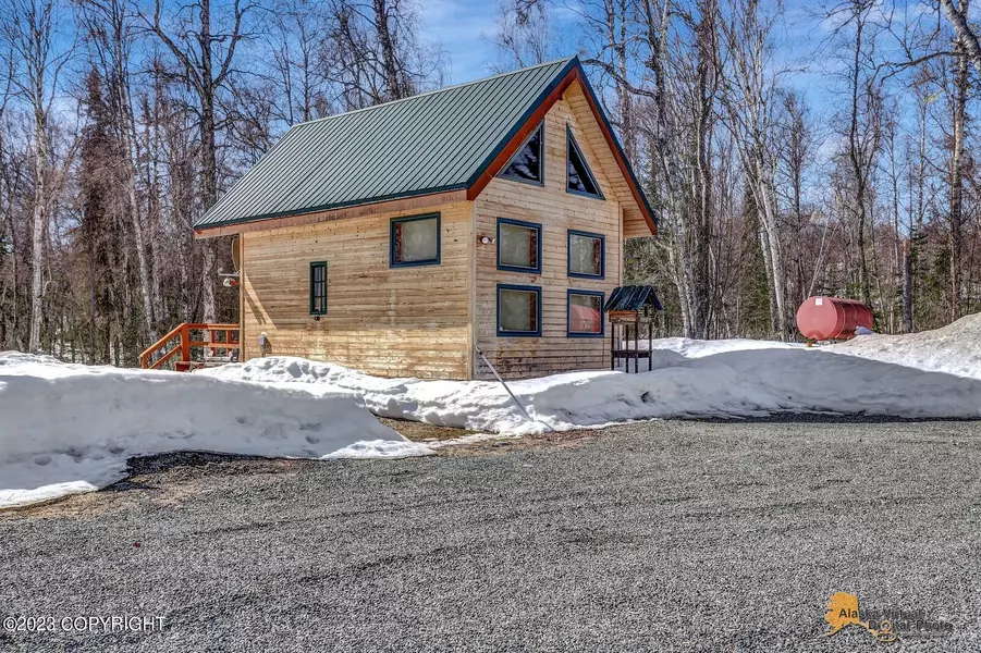 14912 Petwood CIR, Talkeetna, AK 99676