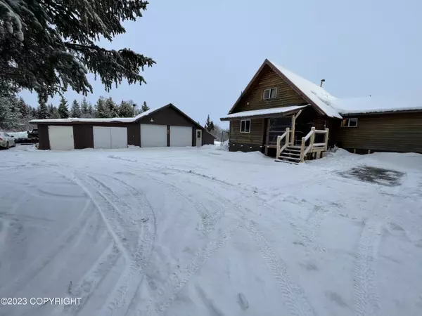 67425 Berussa RD, Ninilchik, AK 99639