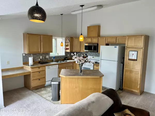 Eagle River, AK 99577,11730 Galloway LOOP #24