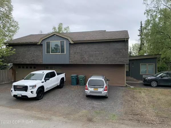 5425 Cope ST, Anchorage, AK 99518