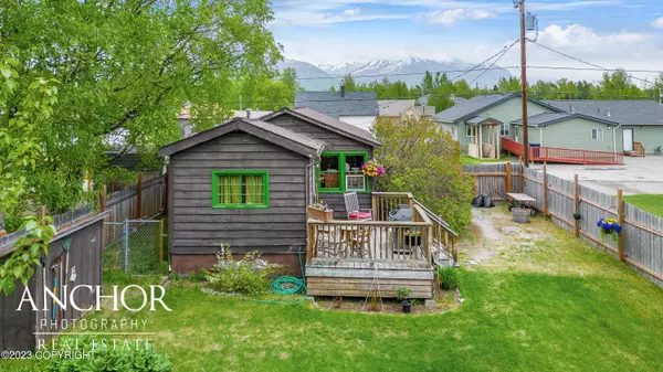 241 S Bailey ST, Palmer, AK 99645