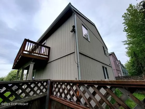 Anchorage, AK 99507,6514 Desiree LOOP