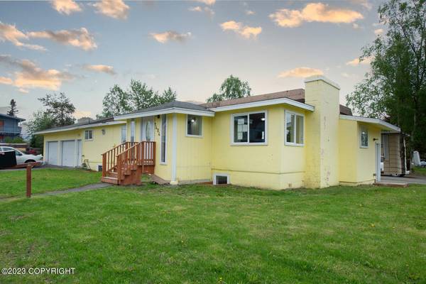 1404 E 11th AVE, Anchorage, AK 99501