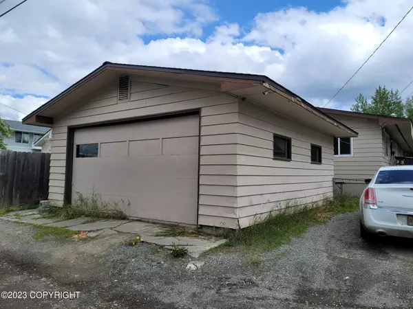 Anchorage, AK 99508,710 N Pine ST