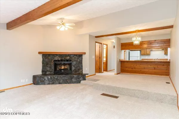 Anchorage, AK 99517,3050 Bridle LN