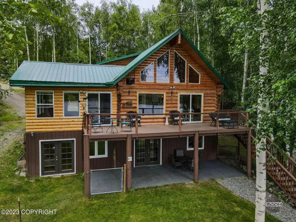 3541 N Meadow Lakes DR, Wasilla, AK 99623