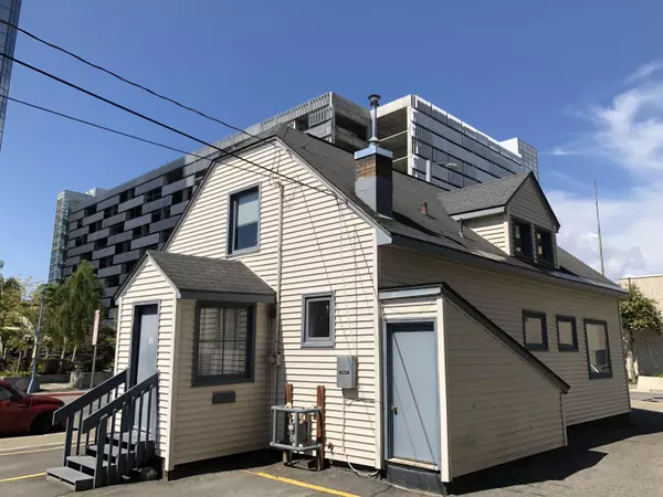 Anchorage, AK 99501,444 W 7th AVE
