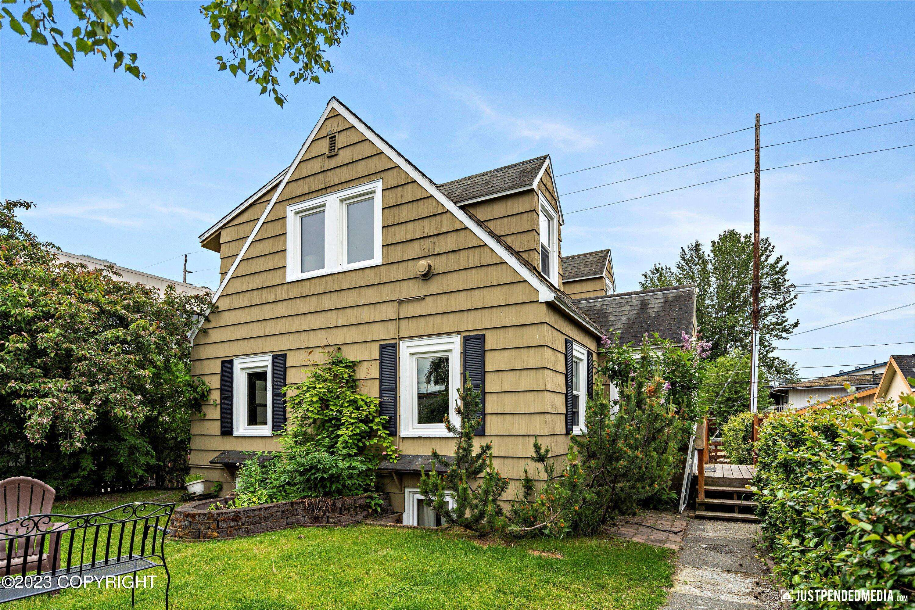 Anchorage, AK 99501,550 E 10th AVE