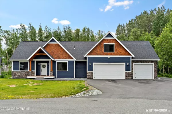 10677 E Mystical View CIR, Palmer, AK 99645