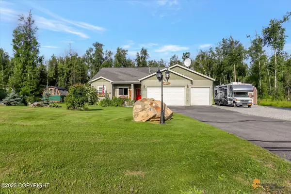 5911 S Hanson LOOP, Wasilla, AK 99623