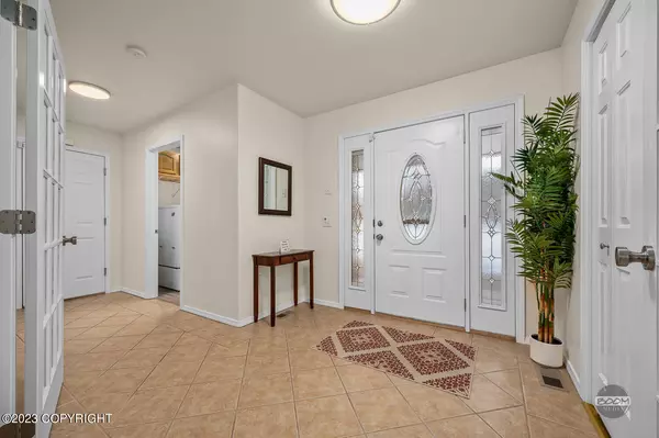 Wasilla, AK 99654,2048 S Creekside DR