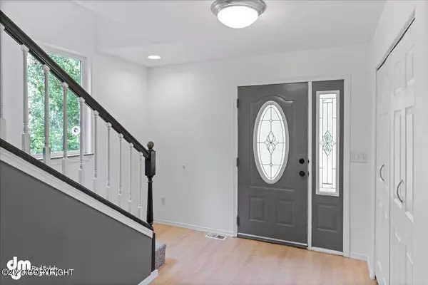 Chugiak, AK 99567,18912 Sue Tawn DR