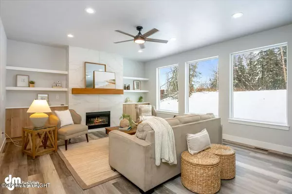 Anchorage, AK 99507,9203 Strutz AVE