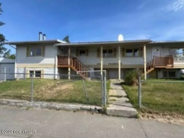 3637 Thompson AVE, Anchorage, AK 99508