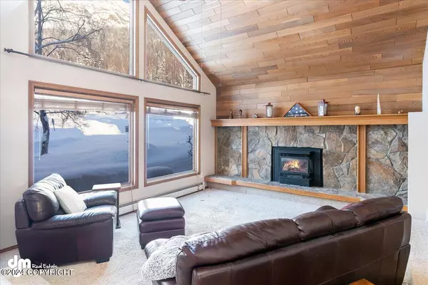 Eagle River, AK 99577,10143 Stewart DR