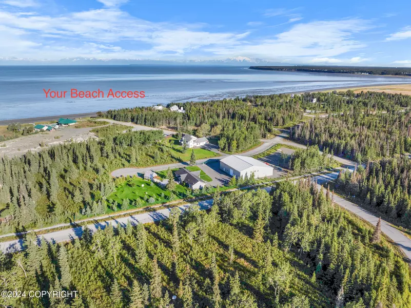 37670 Sailors Watch CIR, Kenai, AK 99611