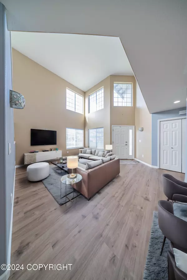 Anchorage, AK 99517,3787 Richard Evelyn Byrd ST #28B