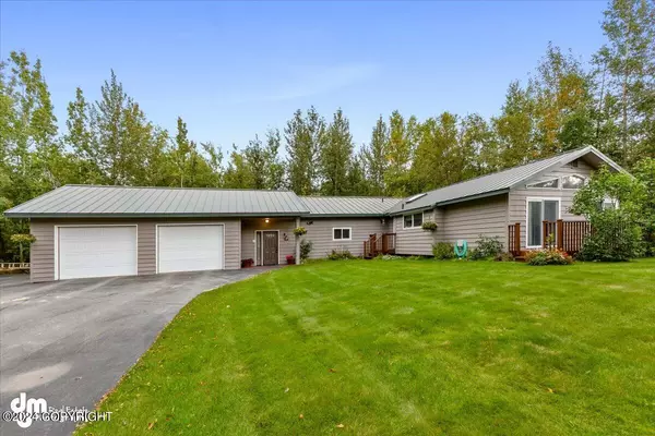 585 S Warmwood WAY, Palmer, AK 99645