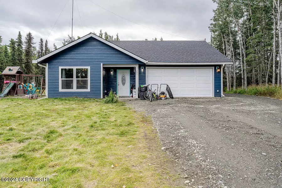 751 Broken Oar CT, Soldotna, AK 99669