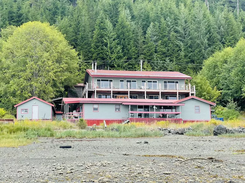 1514 Shoreline DR, Thorne Bay, AK 99919