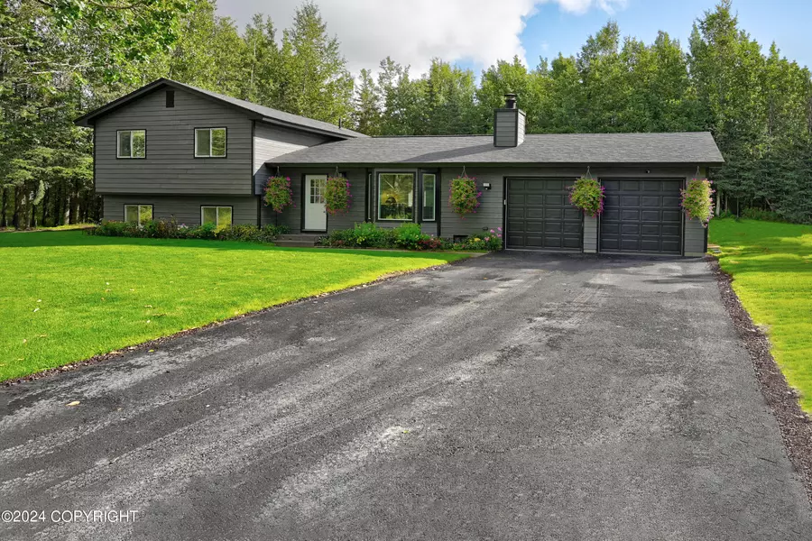 585 Wortham AVE, Kenai, AK 99611