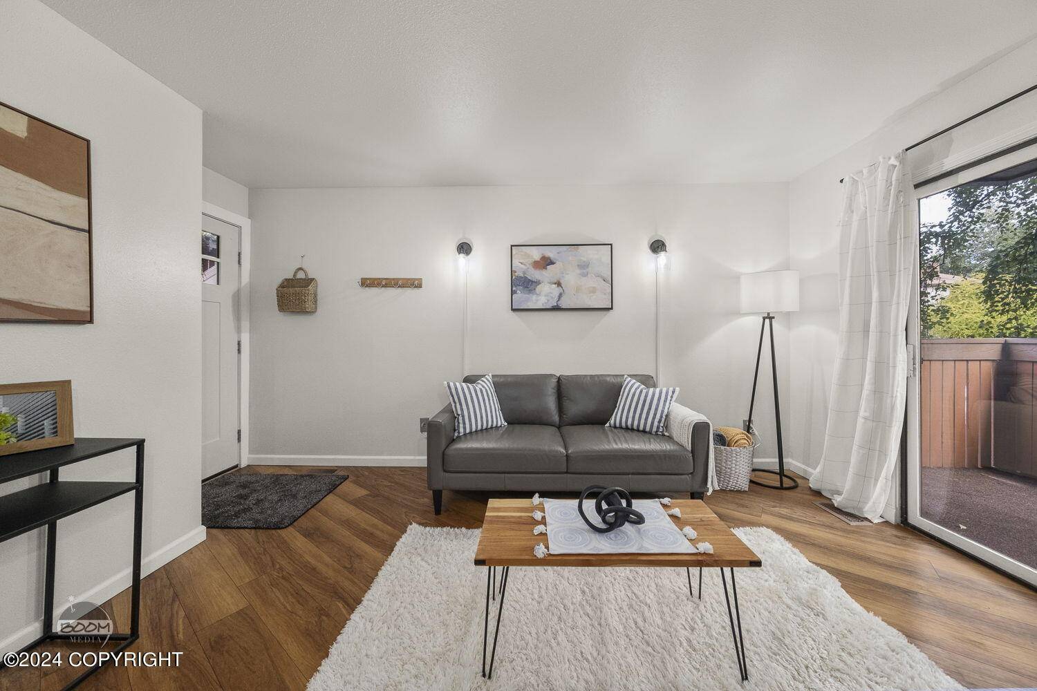 Anchorage, AK 99518,7301 Huntsmen CIR #23
