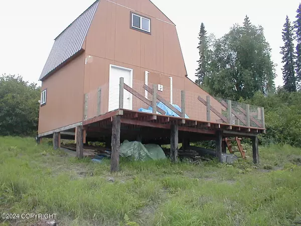 L18 B3 No Road, Skwentna, AK 99667