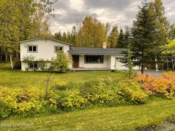 14950 Terrace LN, Eagle River, AK 99577