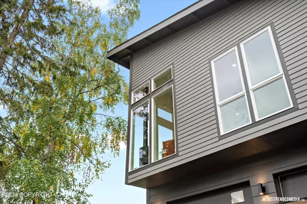 Anchorage, AK 99507,7446 Zurich ST