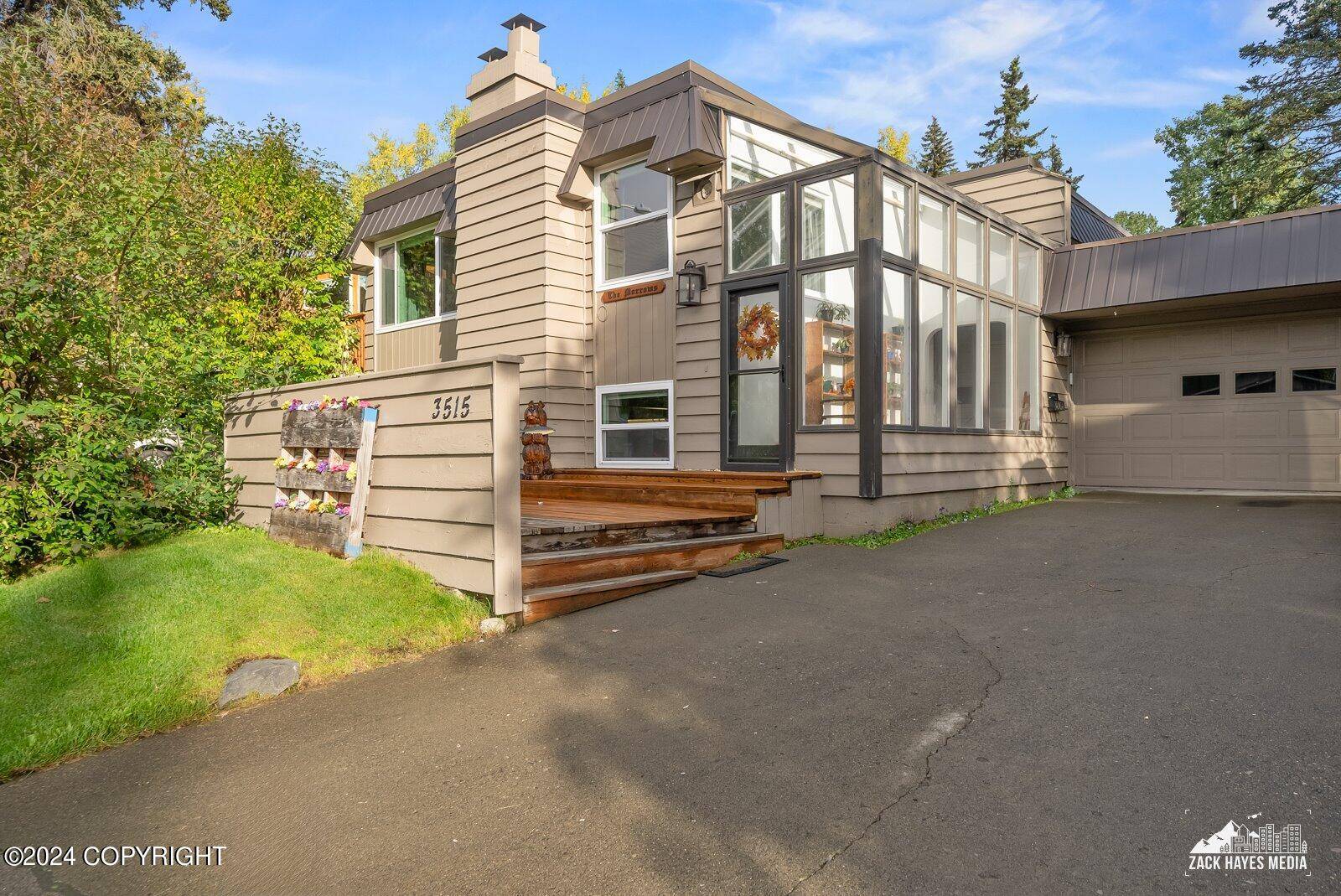 Anchorage, AK 99508,3515 Fordham DR
