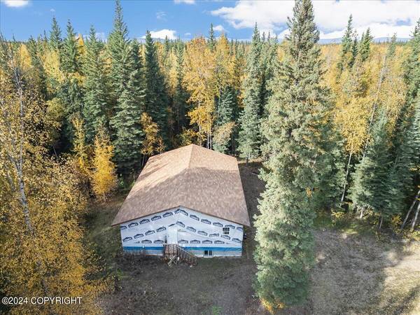 2271 Dawson RD, North Pole, AK 99705