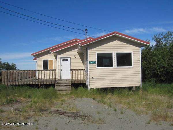 5439 Paul John ST, Bethel, AK 99559