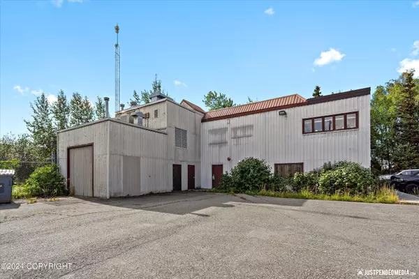 Anchorage, AK 99502,4500 W 50th AVE