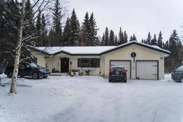 2325 Brewis BLVD, Delta Junction, AK 99737