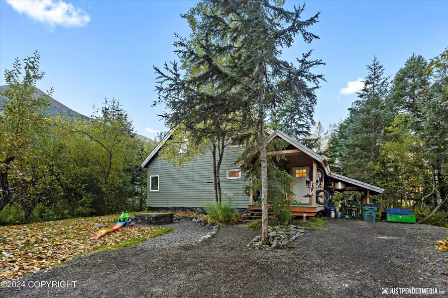 391 Cortina RD, Girdwood, AK 99587